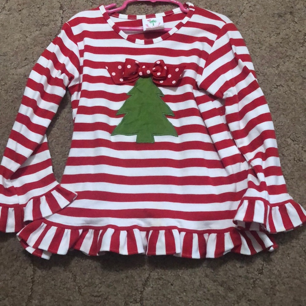 Shrimp and Grits size 7/8 shirt. EUC